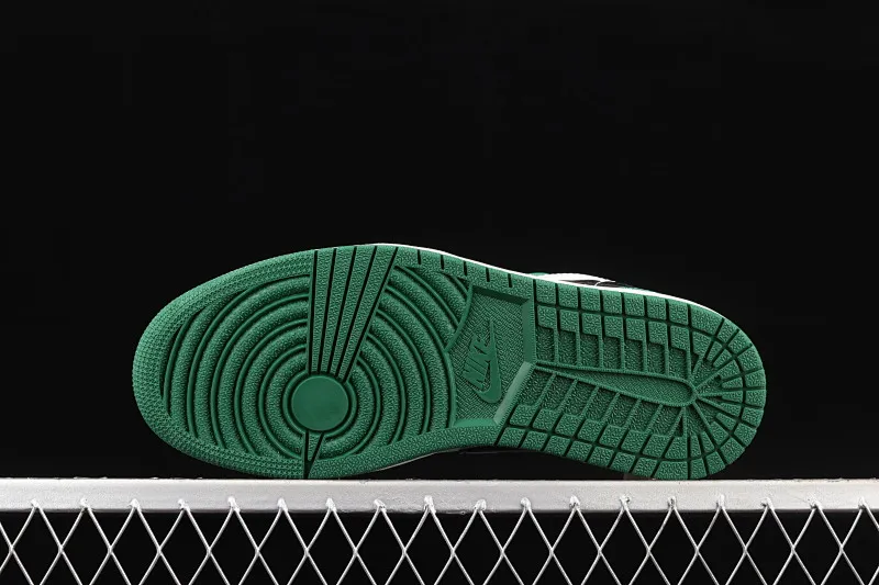 All categories Air Jordan Jordan series basketball shoes Air Jordan 1 Low G version pure original Air Jordan 1 Low AJ1 Joe 1 Celtics low-top cultural and leisure sports sneakers 553558-301